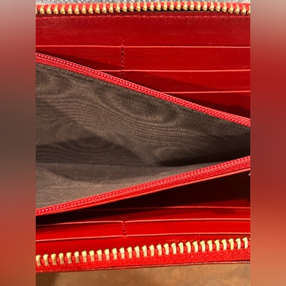 Gucci GG Microguccissima Red Leather Zip Around Long Wallet - Picture 10 of 15